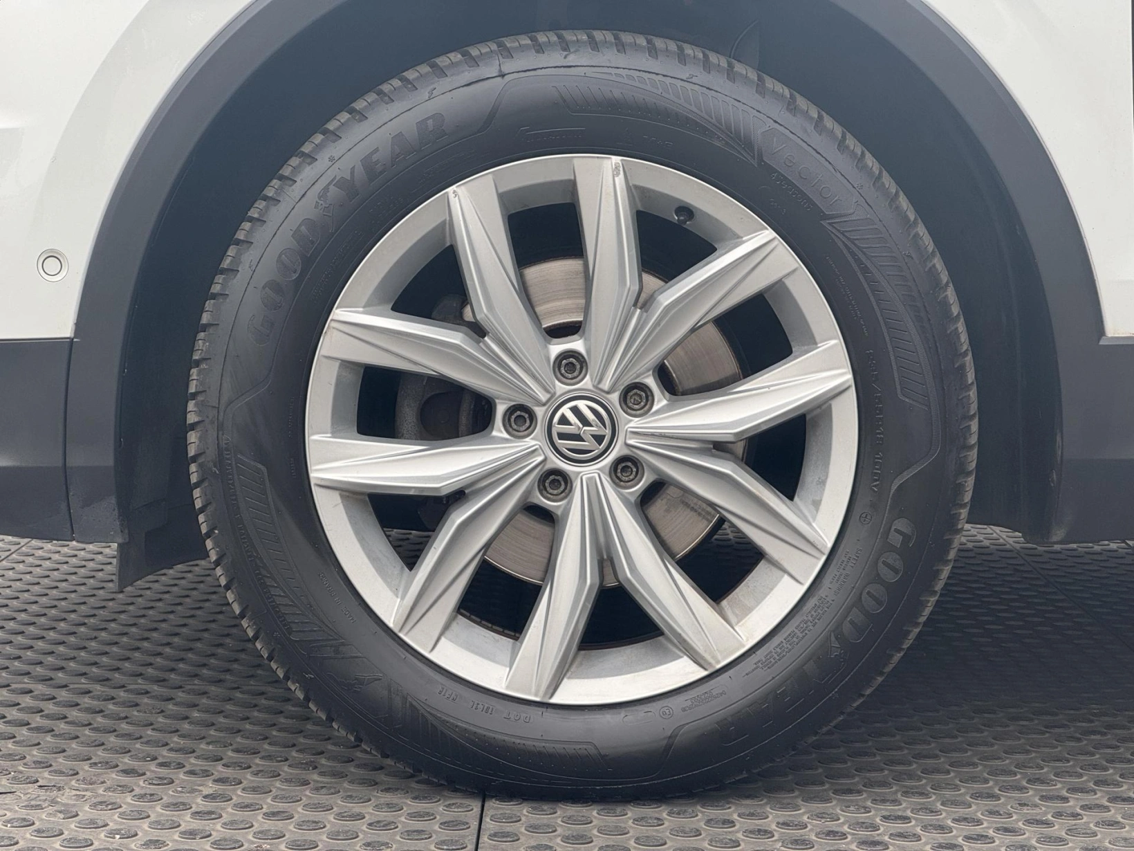 Volkswagen Tiguan – 2.0TDi DSG 4M Highline Virtual