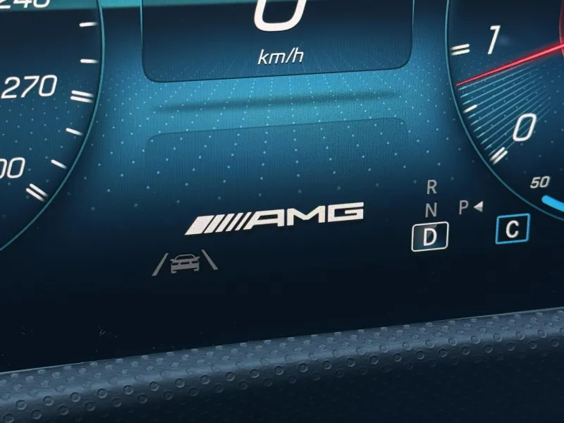 Mercedes-Benz Třídy A – AMG 45 4MATIC+, MULTIBEAM