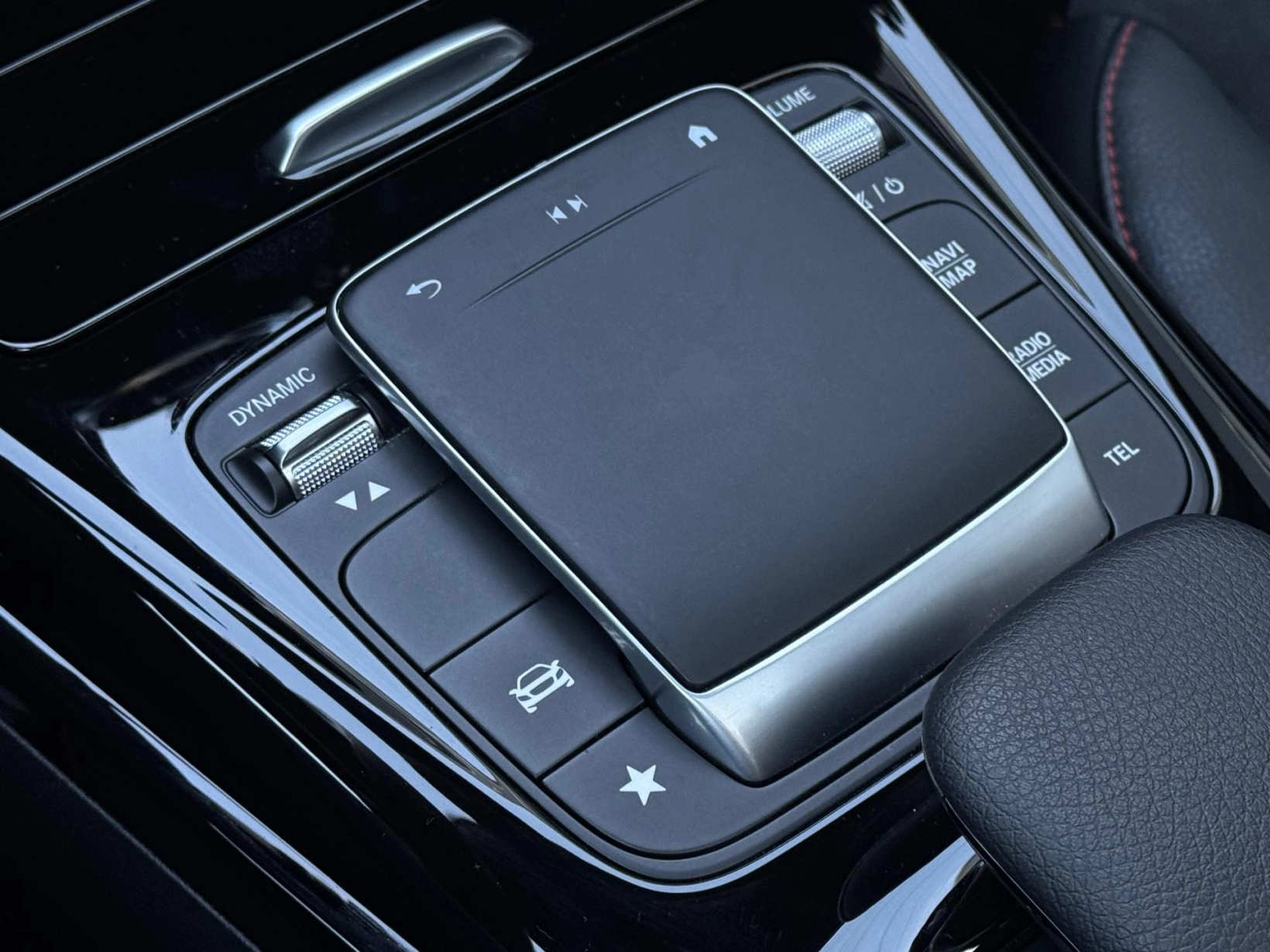 Mercedes-Benz Třídy A – AMG 45 4MATIC+, MULTIBEAM