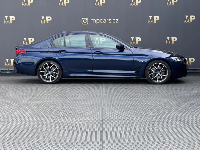 BMW Řada 5 – 545e xDrive M Sport, DPH