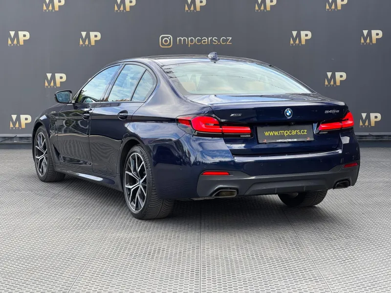 BMW Řada 5 – 545e xDrive M Sport, DPH