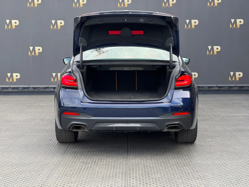 BMW Řada 5 – 545e xDrive M Sport, DPH