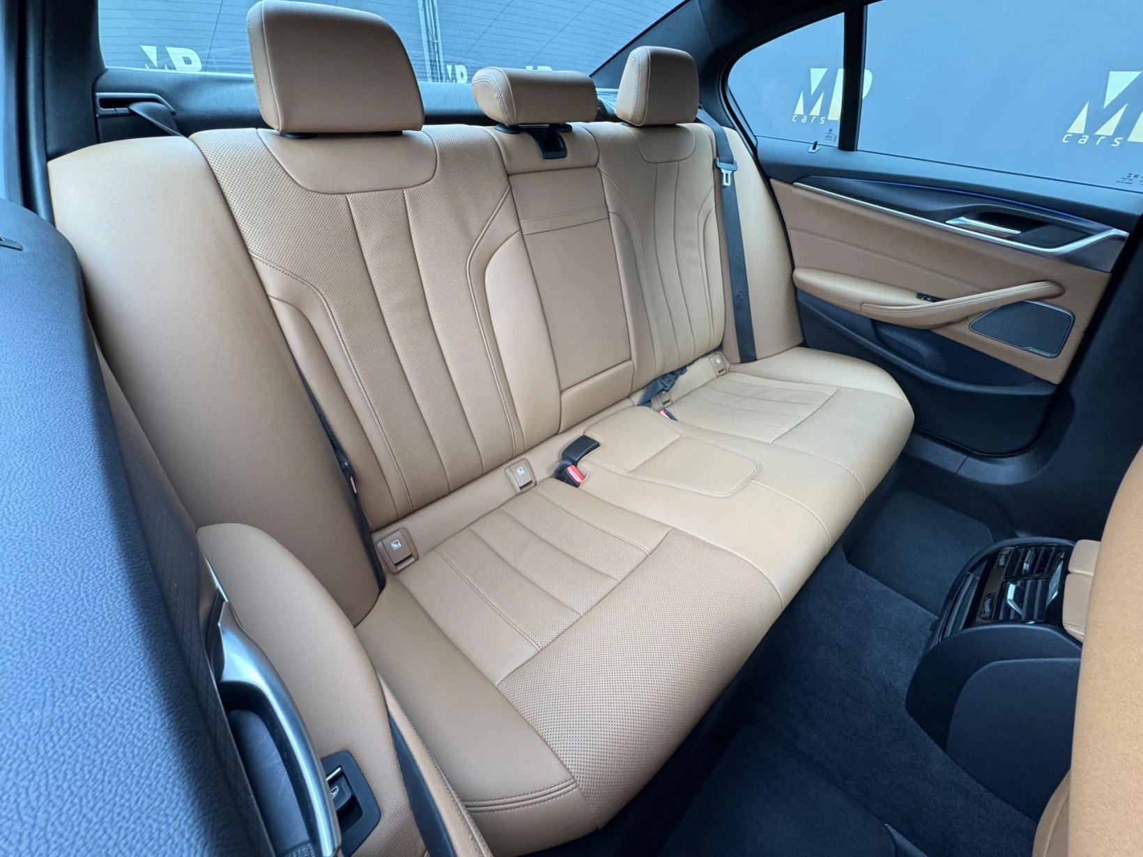 BMW Řada 5 – 545e xDrive M Sport, DPH