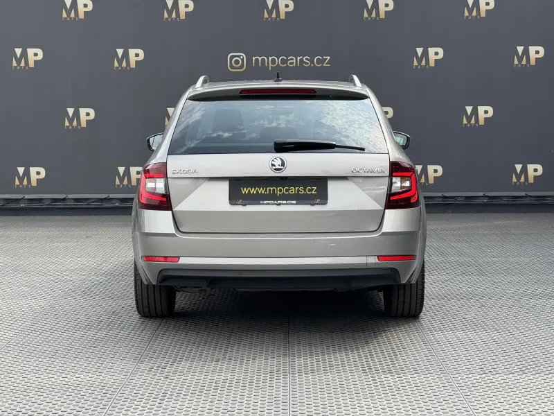 Škoda Octavia – III 1.5TSi DSG Style+, 1.Maj