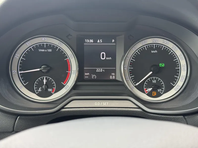 Škoda Octavia – III 1.5TSi DSG Style+, 1.Maj