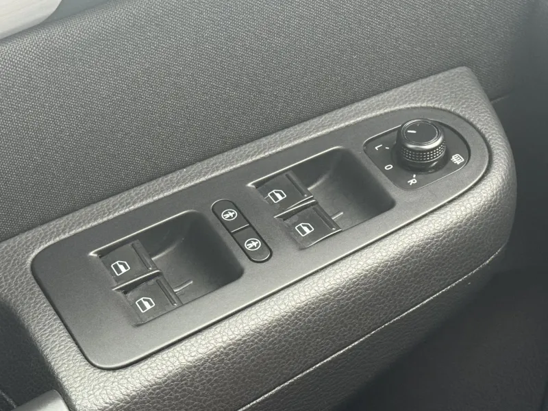 Volkswagen Sharan – 2.0TDi 110kW Highline, 7míst