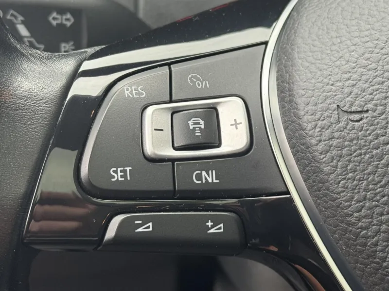 Volkswagen Sharan – 2.0TDi 110kW Highline, 7míst