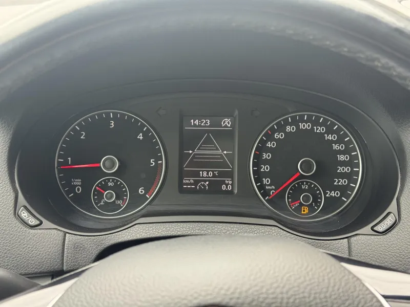 Volkswagen Sharan – 2.0TDi 110kW Highline, 7míst