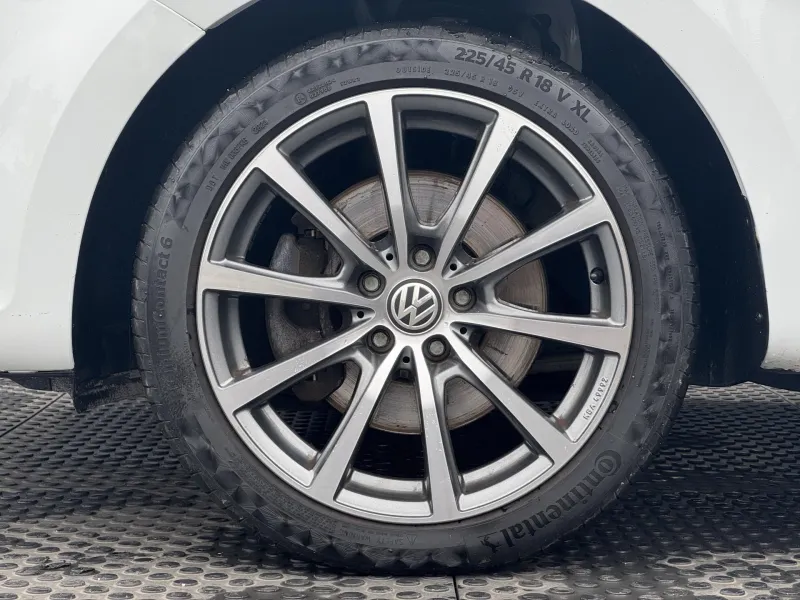 Volkswagen Sharan – 2.0TDi 110kW Highline, 7míst