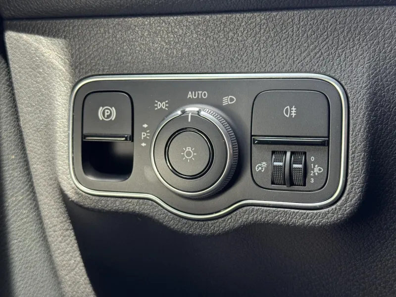 Mercedes-Benz GLB – 200d 4Matic Progressive, DPH