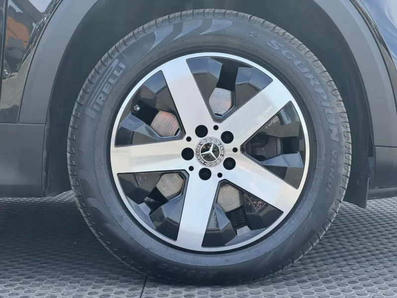 Mercedes-Benz GLB – 200d 4Matic Progressive, DPH