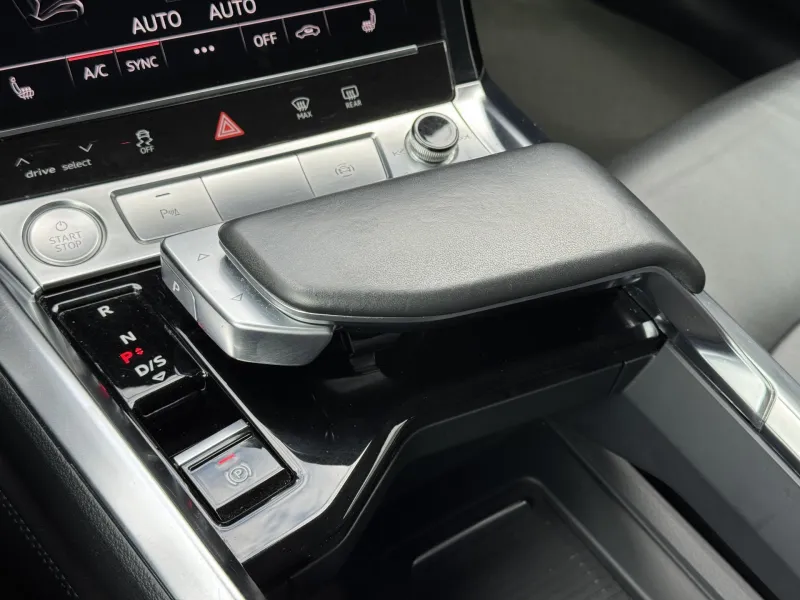 Audi e-tron – Quattro 230kW Advanced, PANO
