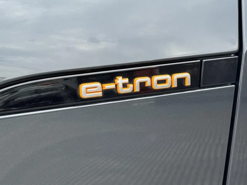 Audi e-tron – Quattro 230kW Advanced, PANO