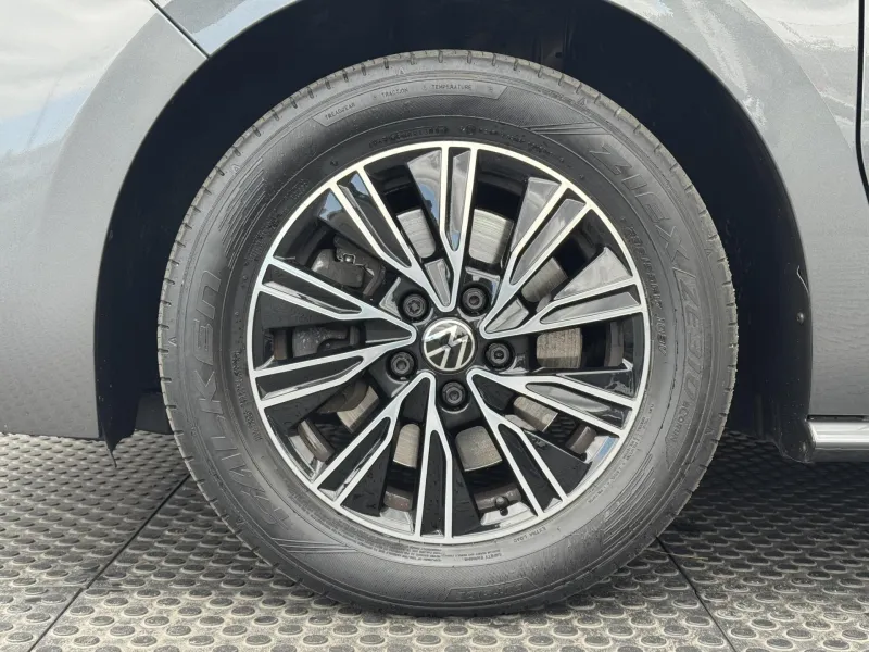 Volkswagen Multivan – T7 2.0TDi Style+, 1.MAJ, DPH