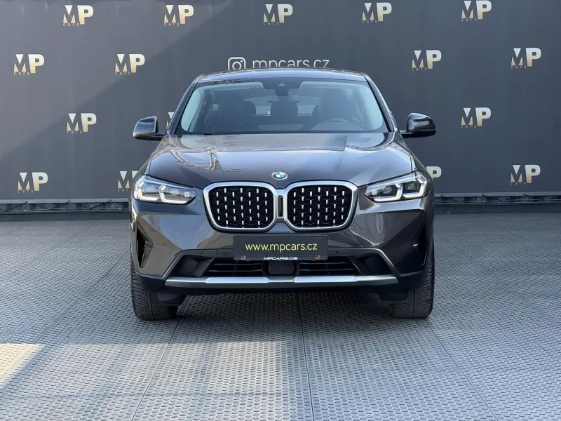 BMW X4 – 2.0 xDrive20d, PANO, DPH, WIFI