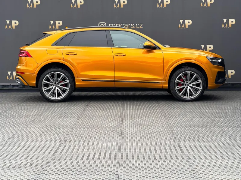 Audi SQ8 – 4.0 V8 TDI B&O Matrix DPH ČR