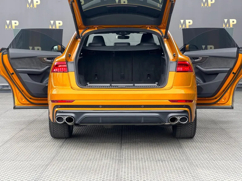 Audi SQ8 – 4.0 V8 TDI B&O Matrix DPH ČR
