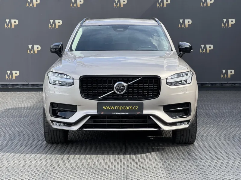 Volvo XC90 – B5 4X4 Ultimate, DPH, 1.MAJ