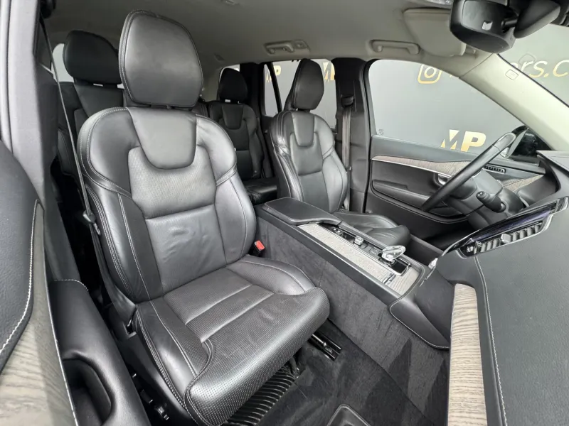Volvo XC90 – B5 4X4 Ultimate, DPH, 1.MAJ