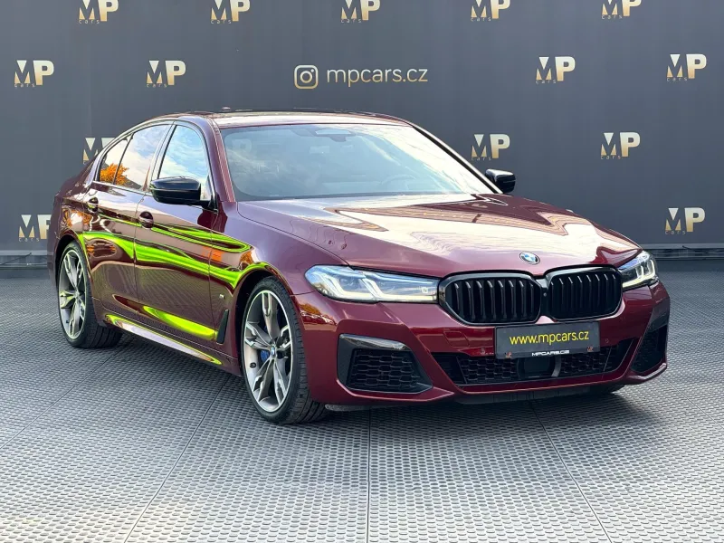 BMW Řada 5 – M550i xDrive Laser, DPH, 1.Maj