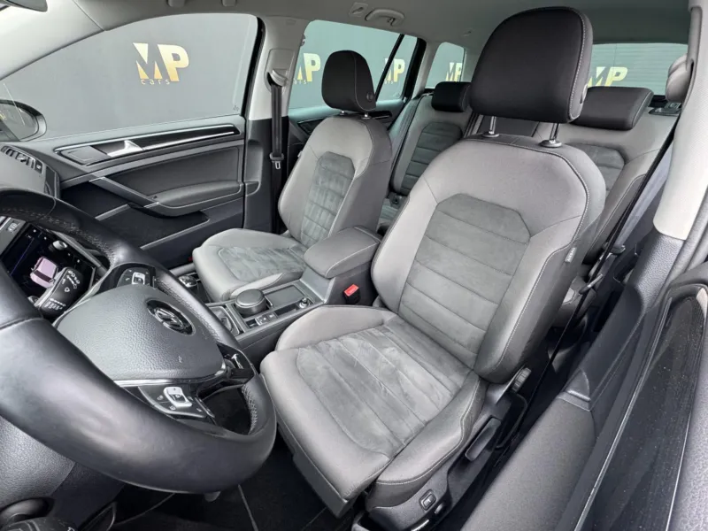 Volkswagen Golf – 2.0TDi MAN Highline+, DPH, RZV