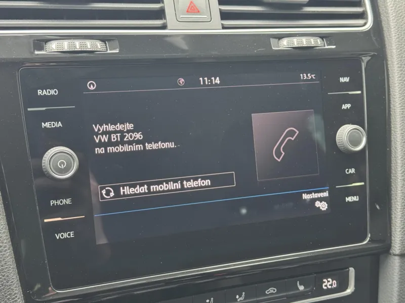Volkswagen Golf – 2.0TDi MAN Highline+, DPH, RZV