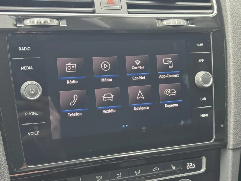 Volkswagen Golf – 2.0TDi MAN Highline+, DPH, RZV