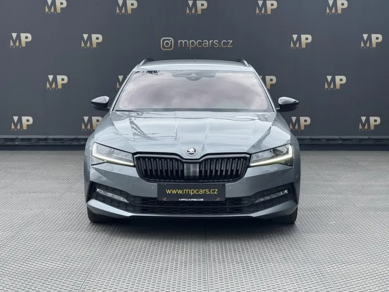 Škoda Superb – 2.0TDi DSG Sportline ACC Kessy