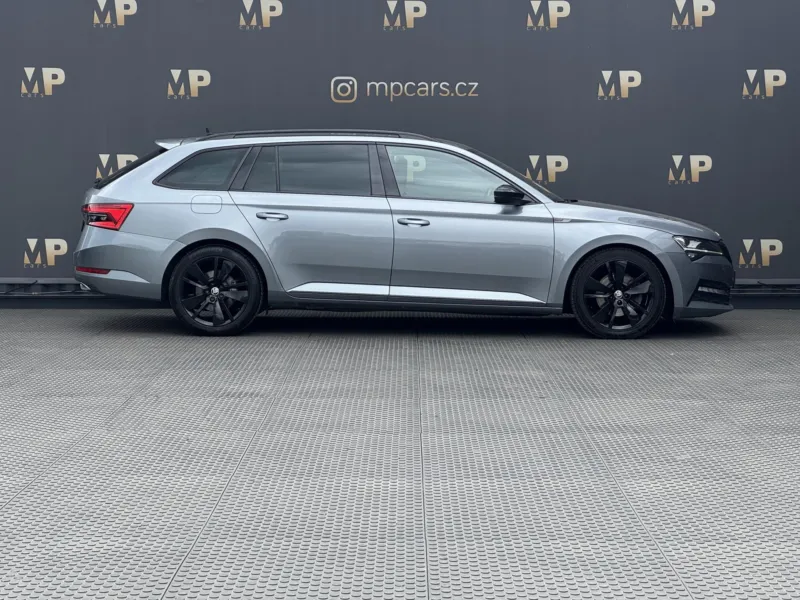 Škoda Superb – 2.0TDi DSG Sportline ACC Kessy