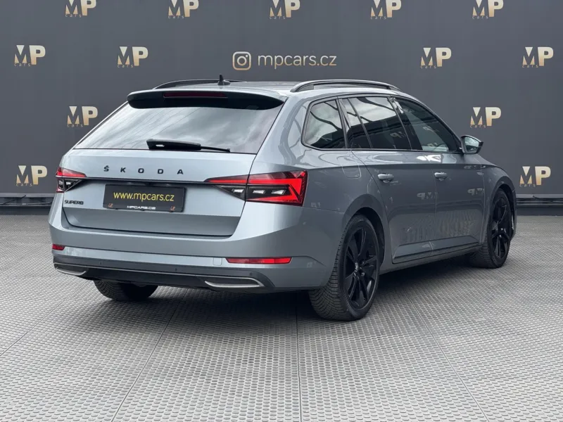 Škoda Superb – 2.0TDi DSG Sportline ACC Kessy