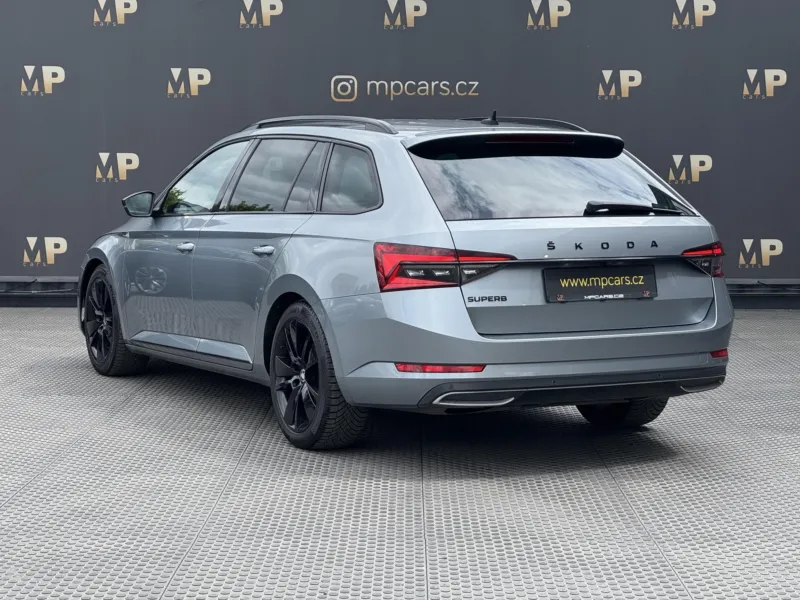 Škoda Superb – 2.0TDi DSG Sportline ACC Kessy