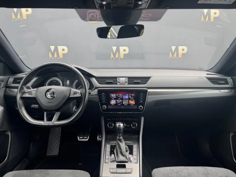 Škoda Superb – 2.0TDi DSG Sportline ACC Kessy