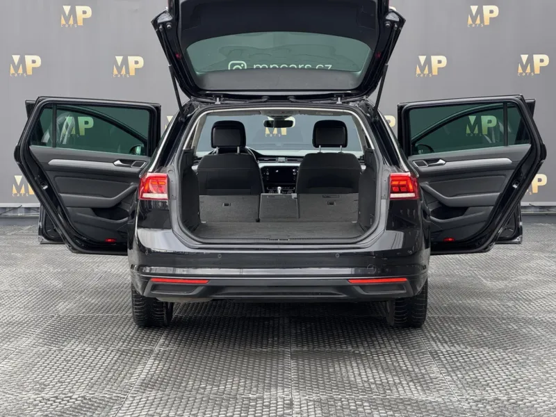 Volkswagen Passat – 2.0TDi 140kW DSG Business, RZV