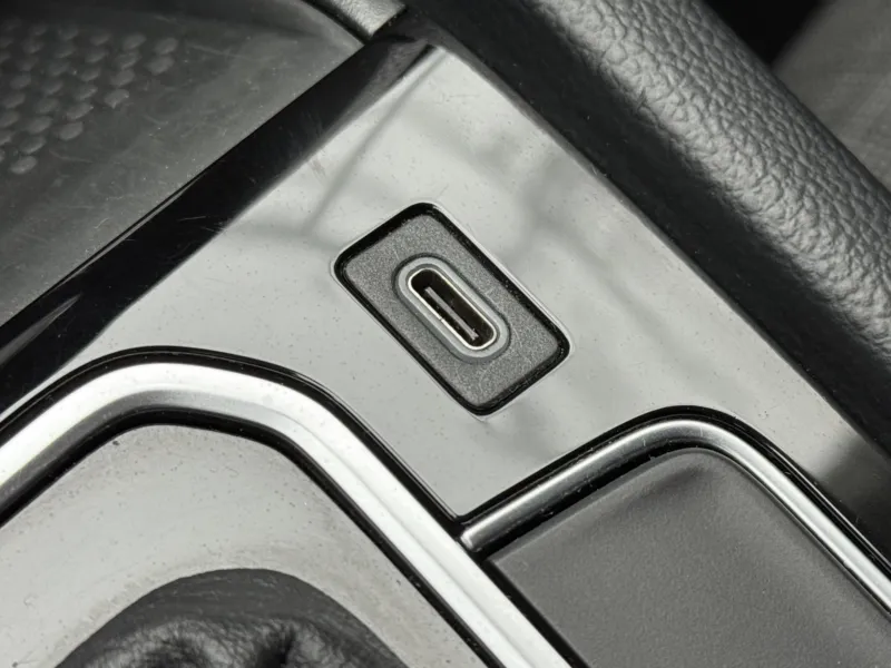 Volkswagen Passat – 2.0TDi 140kW DSG Business, RZV