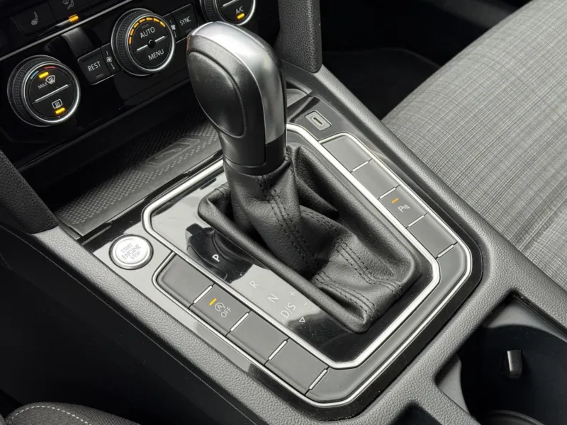 Volkswagen Passat – 2.0TDi 140kW DSG Business, RZV