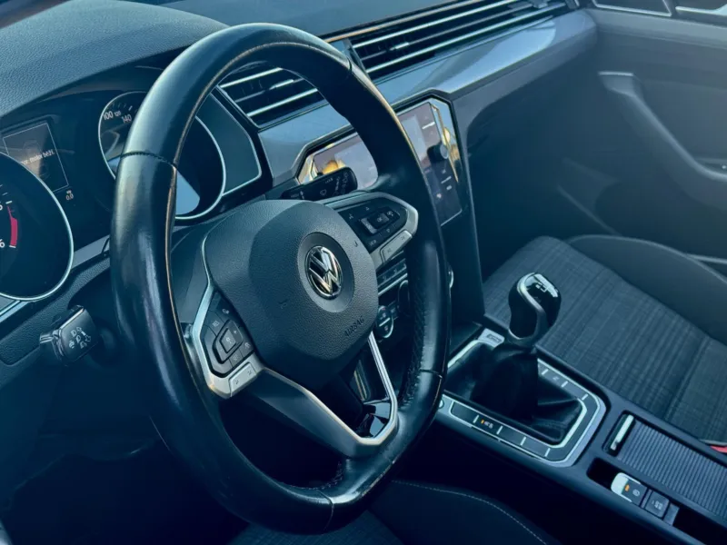 Volkswagen Passat – 2.0TDi MAN Business RZV