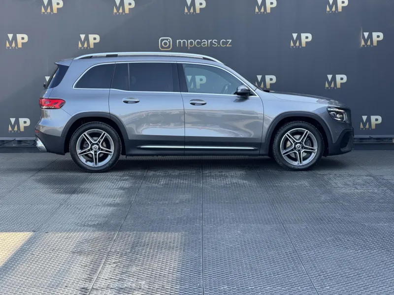 Mercedes-Benz GLB – 200d 4Matic, AMG Line Head-up