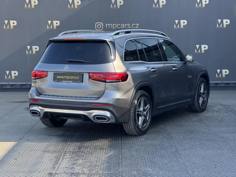 Mercedes-Benz GLB – 200d 4Matic, AMG Line Head-up