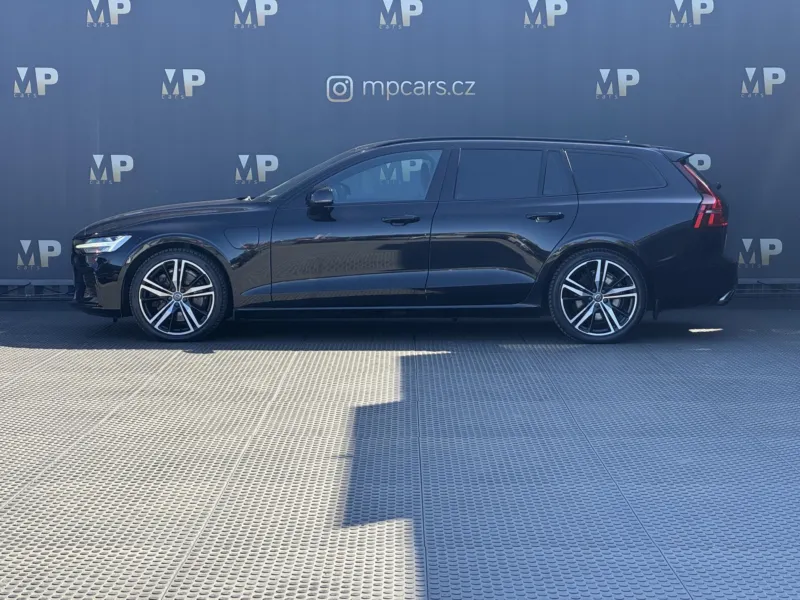 Volvo V60 – 2,0 T8 4X4, Recharge, Polestar