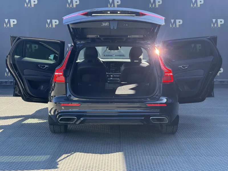 Volvo V60 – 2,0 T8 4X4, Recharge, Polestar