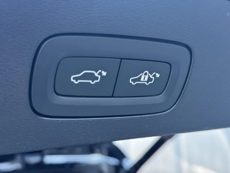 Volvo V60 – 2,0 T8 4X4, Recharge, Polestar