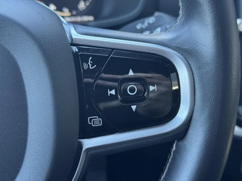 Volvo V60 – 2,0 T8 4X4, Recharge, Polestar