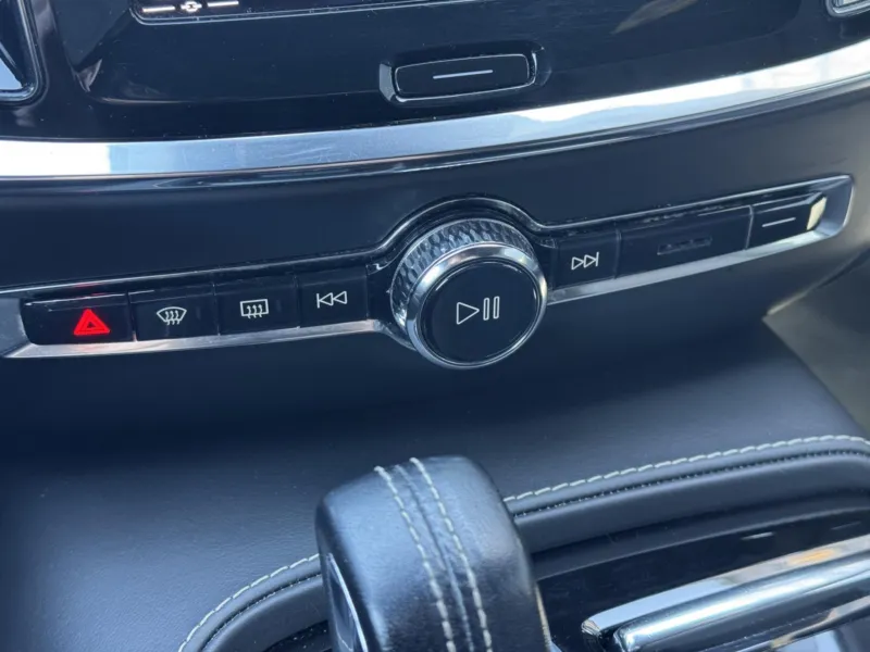 Volvo V60 – 2,0 T8 4X4, Recharge, Polestar