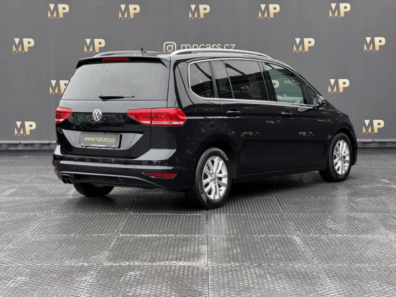 Volkswagen Touran – 1.4TSi 110kW, Highline, 7 míst
