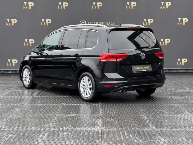 Volkswagen Touran – 1.4TSi 110kW, Highline, 7 míst