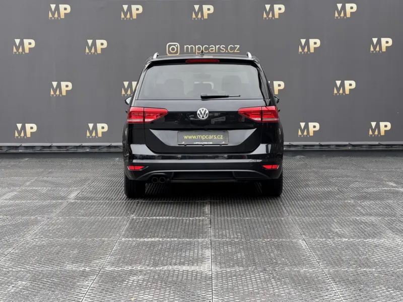 Volkswagen Touran – 1.4TSi 110kW, Highline, 7 míst