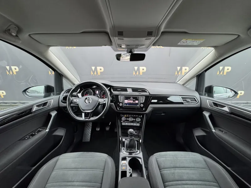 Volkswagen Touran – 1.4TSi 110kW, Highline, 7 míst