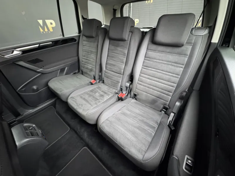 Volkswagen Touran – 1.4TSi 110kW, Highline, 7 míst