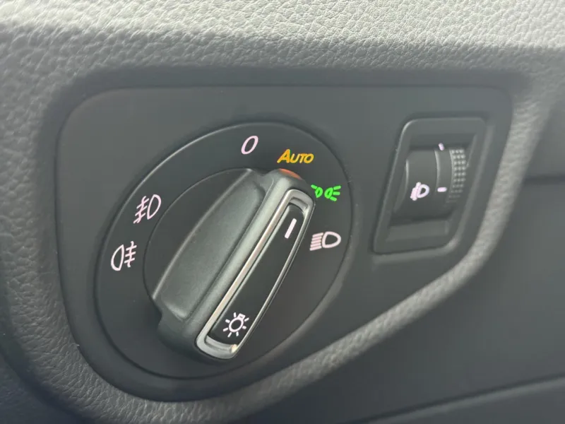Volkswagen Touran – 1.4TSi 110kW, Highline, 7 míst