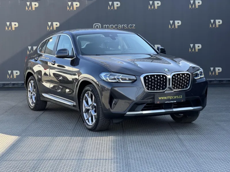 BMW X4 – 2.0 xDrive20d, PANO, DPH, WIFI